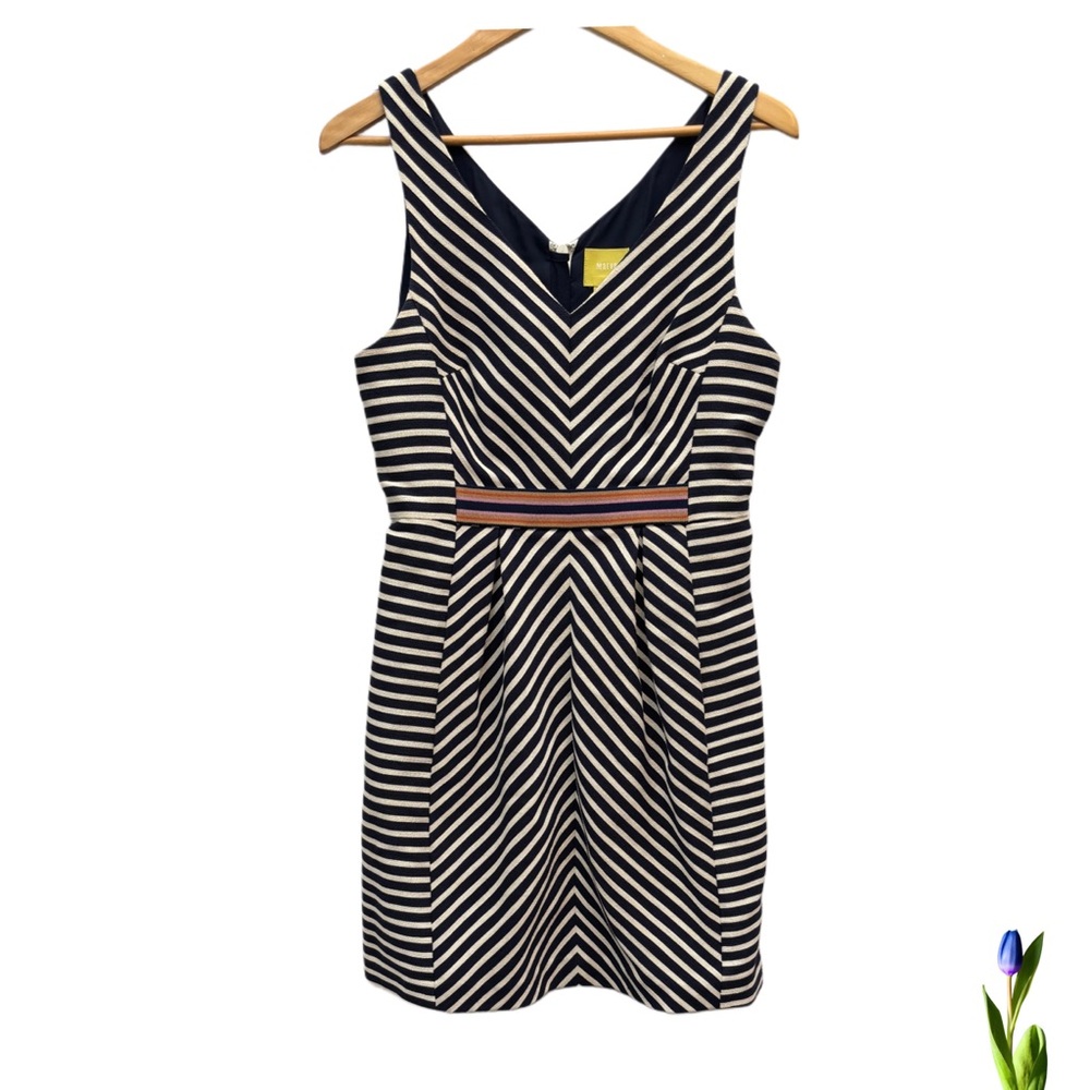 Maeve Black and White Sheath Mini Dress Sleeveless V-Neck